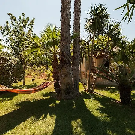 Holiday home Cal Roma