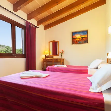 Holiday home Cal Roma