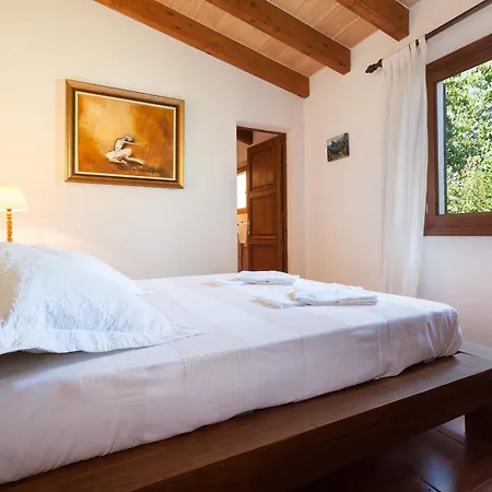Holiday home Cal Roma